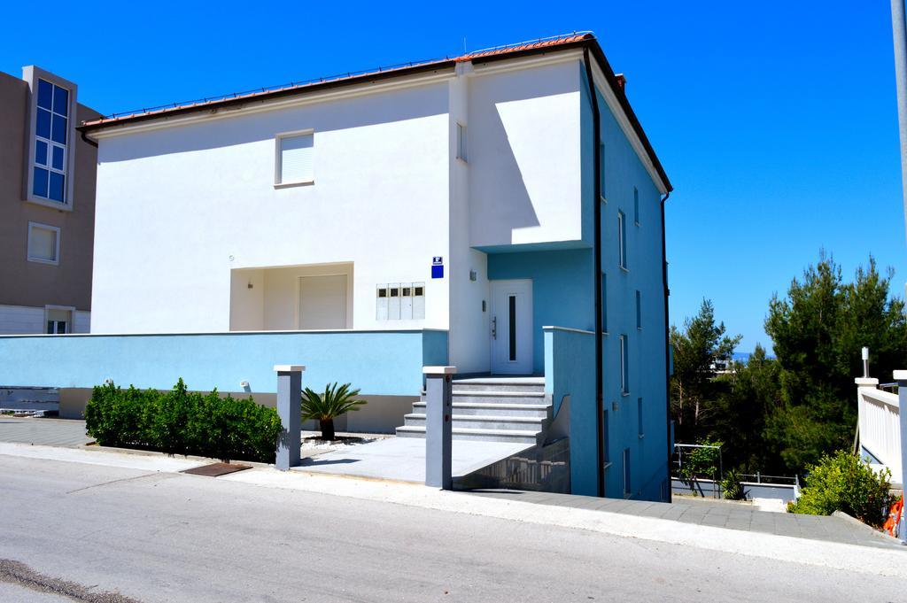 Permarinus Apartments Podstrana Bagian luar foto