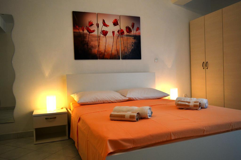 Permarinus Apartments Podstrana Bagian luar foto