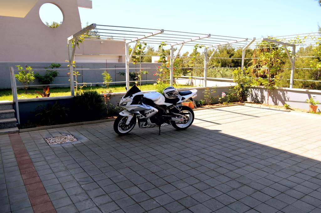 Permarinus Apartments Podstrana Bagian luar foto