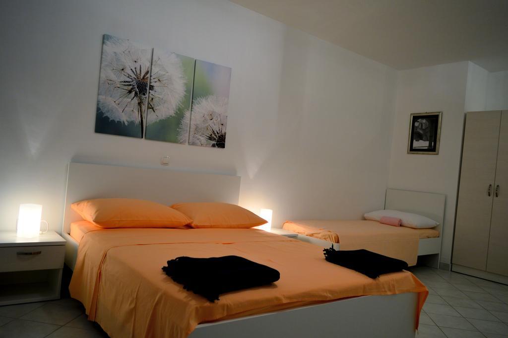 Permarinus Apartments Podstrana Ruang foto